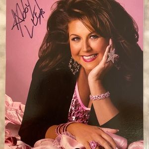 SIGNED ABBY LEE MILLER AUTOGRAPH